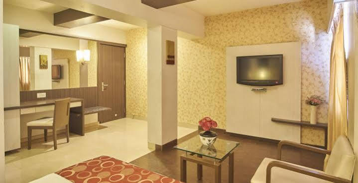 Hotel Mourya Residency Thane Extérieur photo