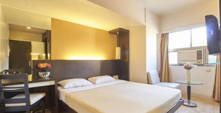 Hotel Mourya Residency Thane Extérieur photo